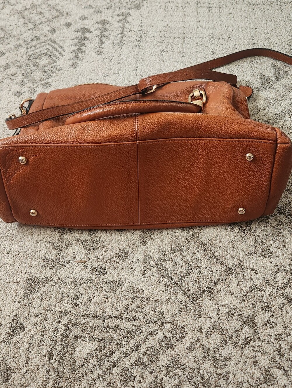 Kattee Classic Tan Leather Tote Bag with Gold Hardware - Picture 12 of 12